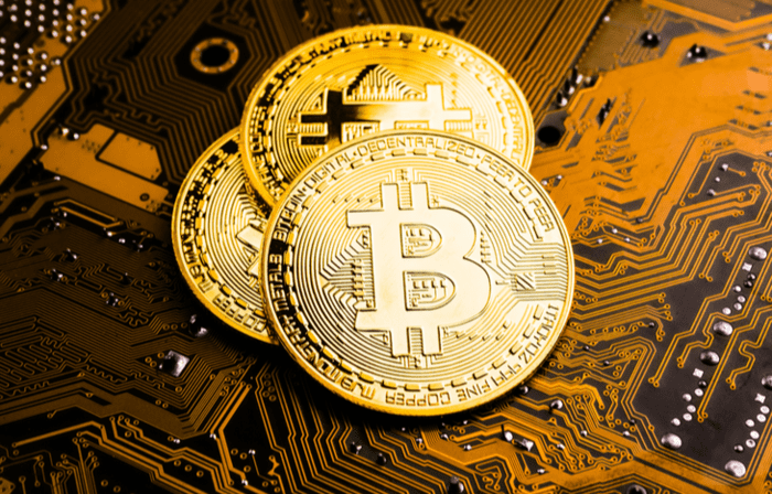 Should You Invest in Bitcoin and Cryptocurrency